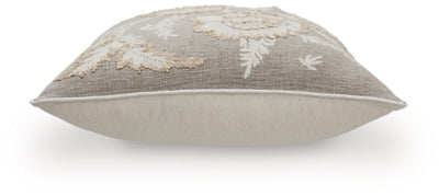 Viveka Pillow (Set of 4)