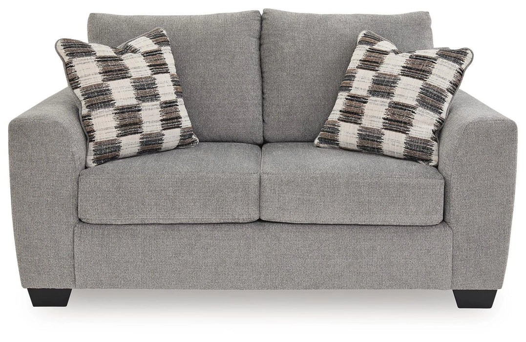 Loreo Loveseat