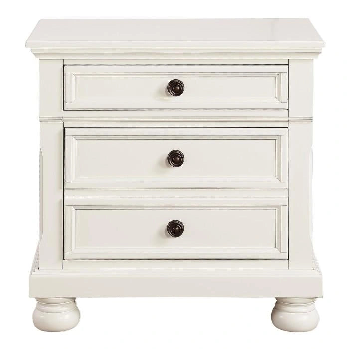 Laurelin 3 Drawer Nightstand in White 1714W-4